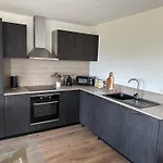 La Poudriere - Grand Avec Jardin Prive Au Calme, Apartman