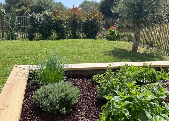 La Poudriere - Grand Avec Jardin Prive Au Calme,