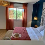 La Poudriere - Grand Avec Jardin Prive Au Calme, Apartment Figari (Corsica)