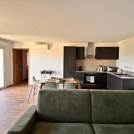 Apartment La Poudriere - Grand Avec Jardin Prive Au Calme,